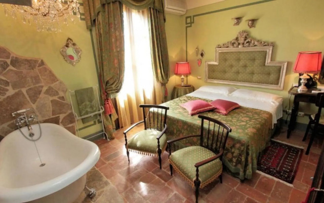 Independent Farmhouse With 7 Bedrooms and Pool Lago Trasimeno-luna Chiara