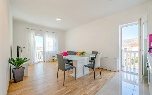LCT Oleander Apartments