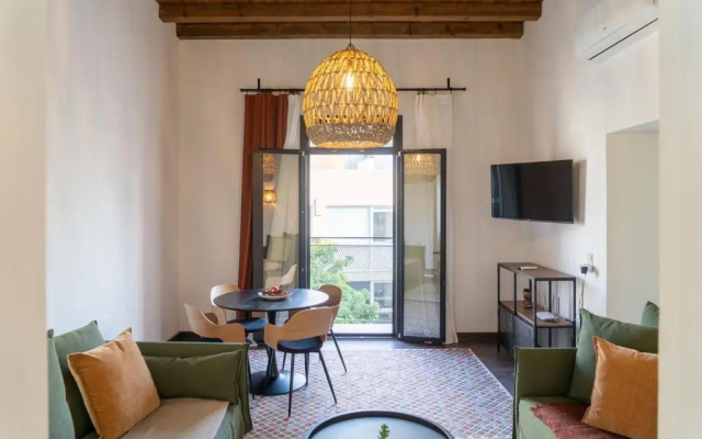 Quattro domus 4-historical townhouse
