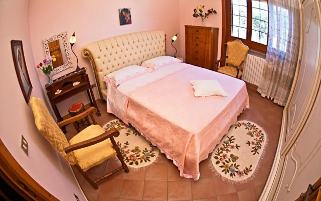 Perrone Apartments
