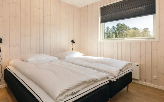 5 Star Holiday Home in Humble