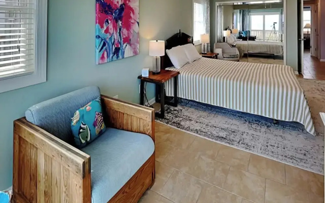 Tournesol by Topsail Realty