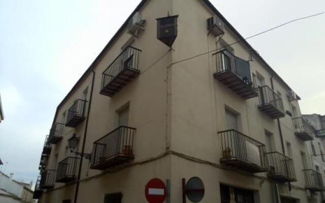 Отель Hostal Victoria Убеда вид на фасад