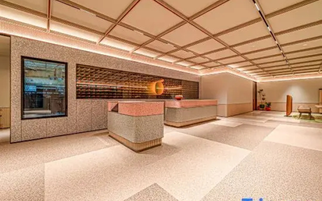 Orange Hotel (Yulin Dingbian Mingzhu West Road Branch)