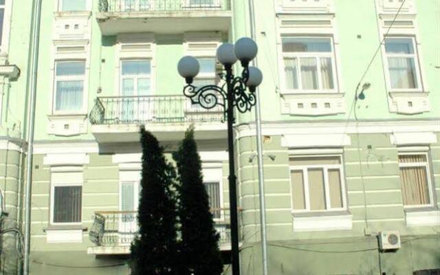 Гостиница Pecherskie Lipki Украина, Киев - отзывы, цены и фото номеров - забронировать гостиницу Pecherskie Lipki онлайн вид на фасад