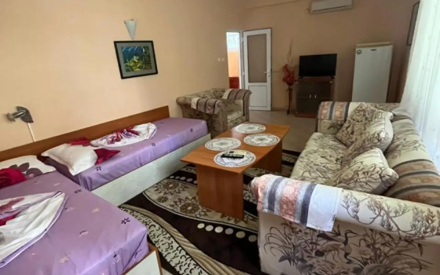 Daniel Guest House