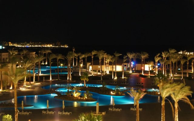 Отель Cleopatra Luxury Resort Makadi Bay Египет, Хургада - отзывы, цены и фото номеров - забронировать отель Cleopatra Luxury Resort Makadi Bay онлайн вид на фасад