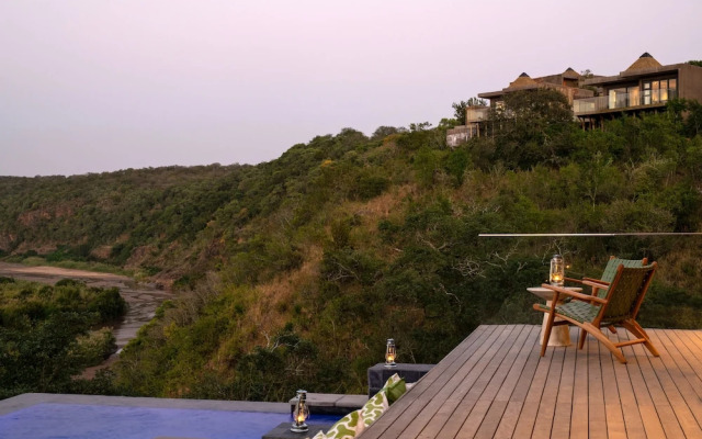 Umfolozi Big Five Game Reserve by Mantis - All Inclusive