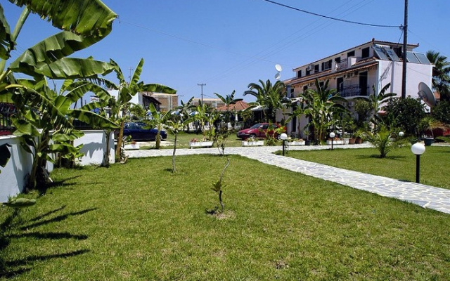 Acapulco Marinos Studios and Apartments