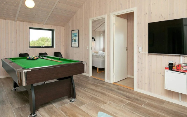 10 Person Holiday Home in Lokken-by Traum