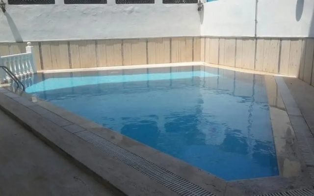 Lale Apartment Hotel
