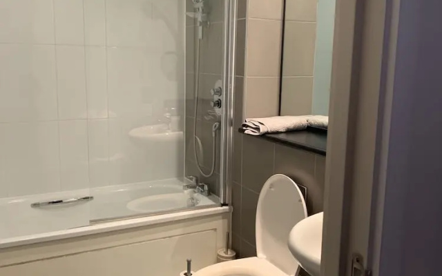 Remarkable 2-bed Apartment