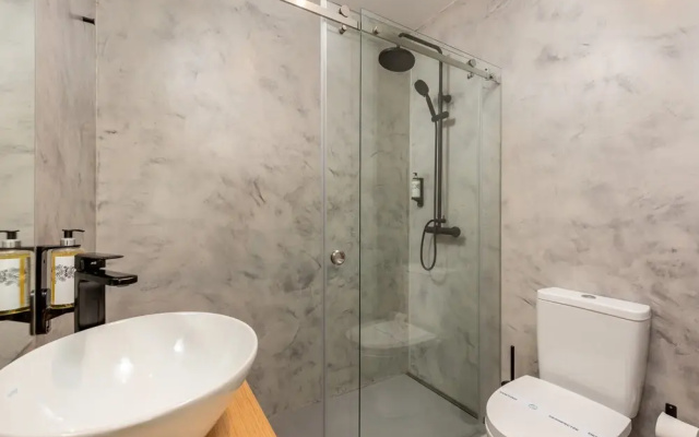 Elegant Apartment in Heart of Porto