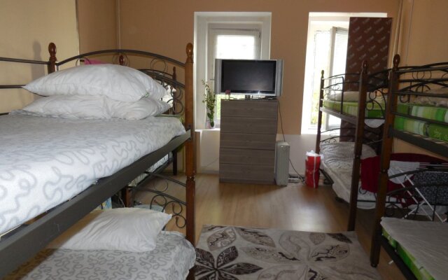 Hostel Atlantida Москва комната для гостей