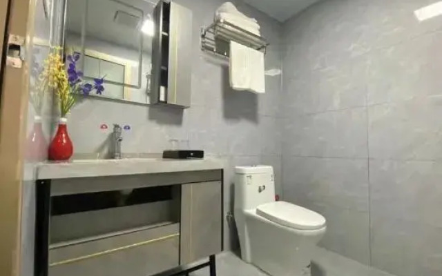 Small Forest House Hotel (Suizhou Wanda Plaza Branch)