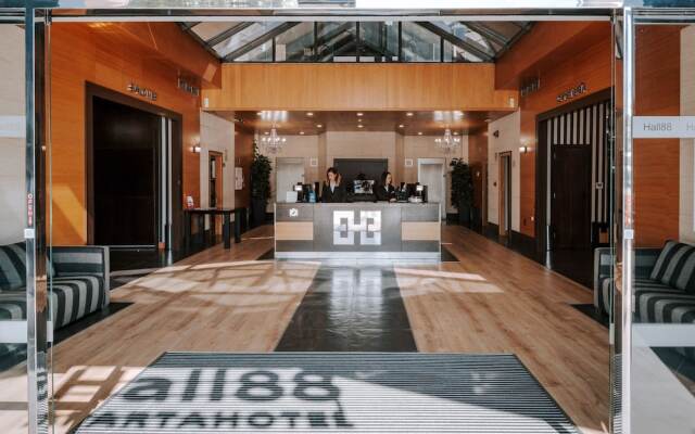 Отель Aparthotel Zenit Hall 88 вид на фасад