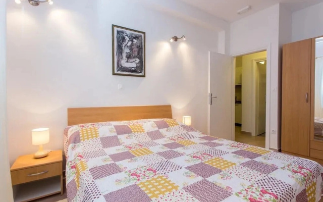Nila's Place