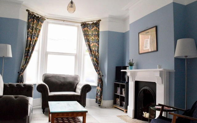 3 Bedroom House With Garden