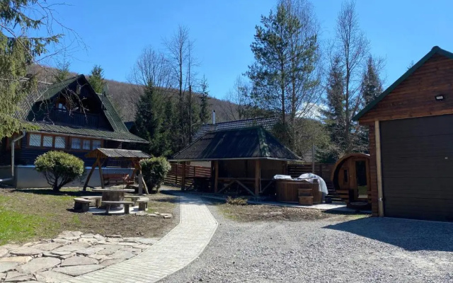 Cabana Cerbul de Aur Sub Cetate (Lacul Zetea)