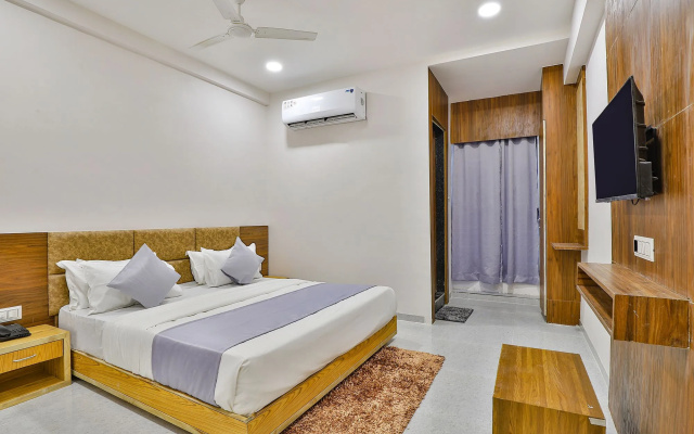 FabHotel Parkland A