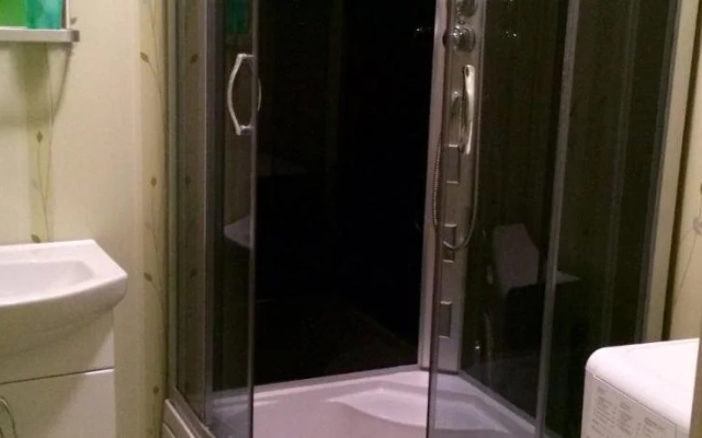 Green Cat Capsule Hostel