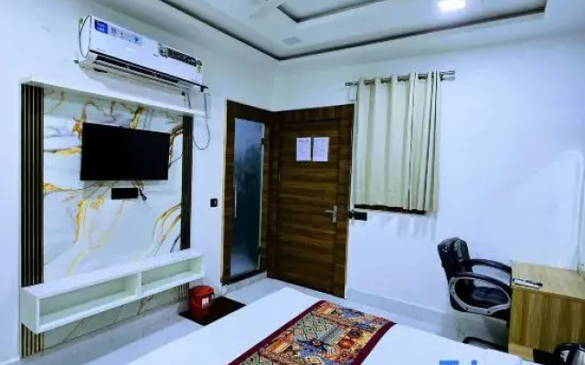 Hotel Aarav Grand