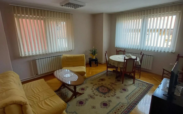 Apartment Aida