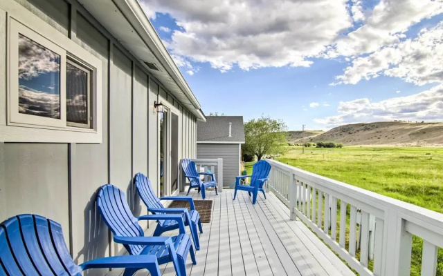 Montana's Emigrant Peaks Getaway: Apt w/ Amenities
