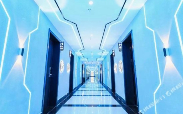 Wenxin 99 Business Hotel