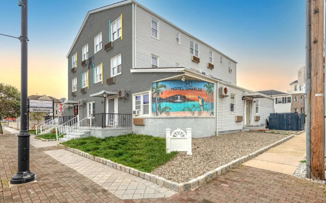 Econo Lodge Seaside Heights  Toms River East