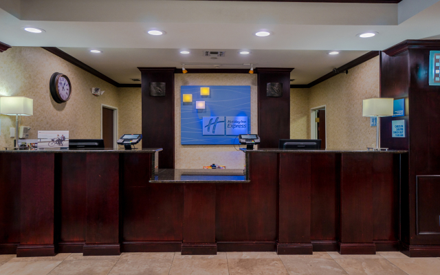 Holiday Inn Express & Suites Pampa by IHG