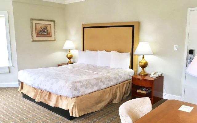 Americas Best Value Inn & Suites - SoMa