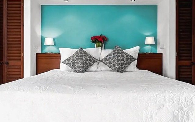 Howe Boutique Suites