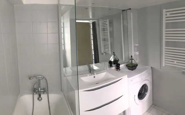 Apartment Fontaines du Temple