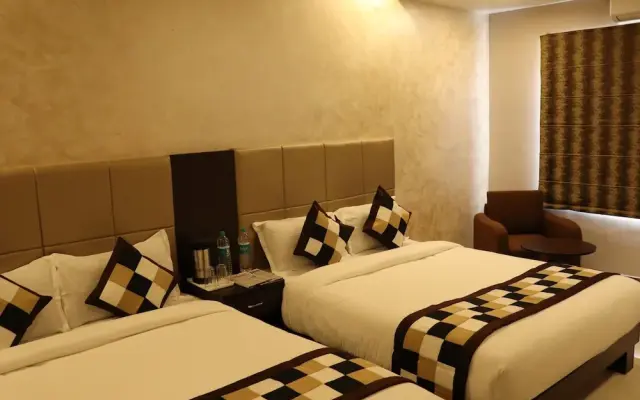 Mangal Grand Hotel