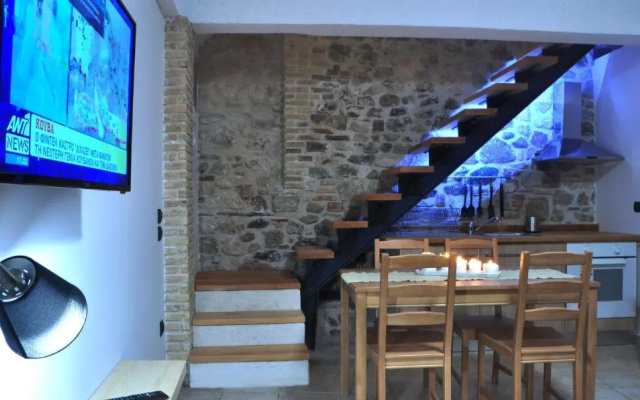 Limni Stone Apartment