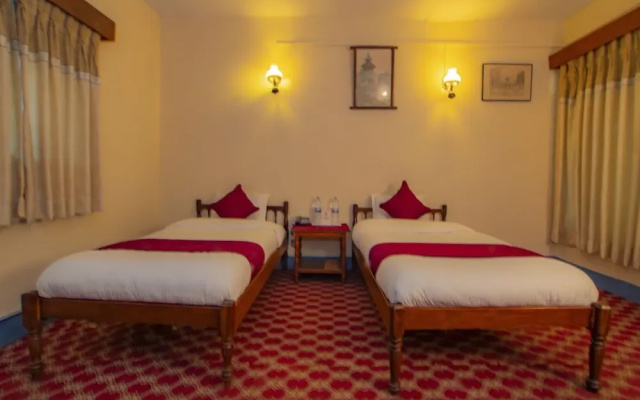 Oyo 301 Hotel Monal