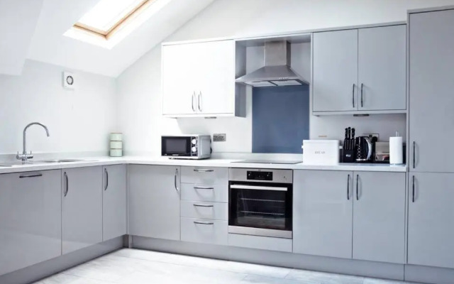 Deluxe 2 bedroom apartment
