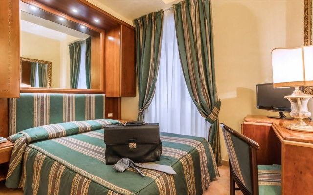 Raeli Hotel Regio