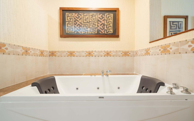Baobab Beach Resort and Spa
