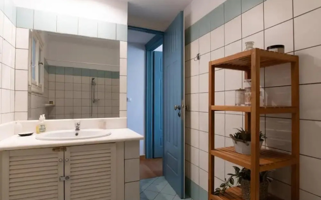 1900's Athens Residence