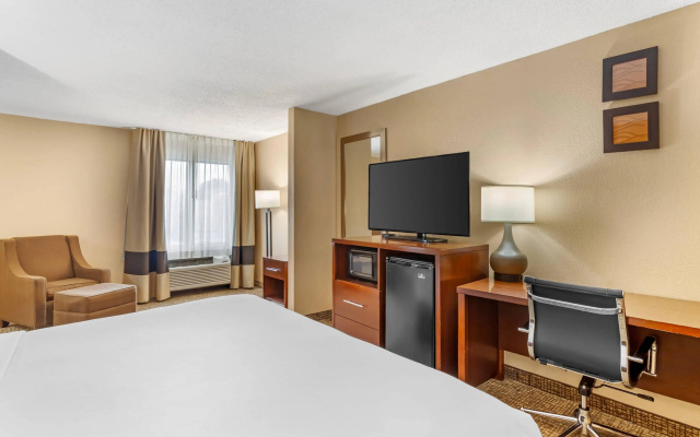 Comfort Inn North Conroe