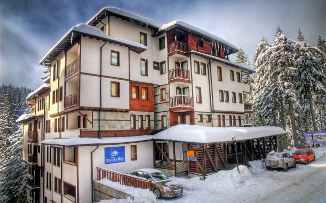 Отель Evridika Hills Aparthotel Болгария, Пампорово - отзывы, цены и фото номеров - забронировать отель Evridika Hills Aparthotel онлайн вид на фасад