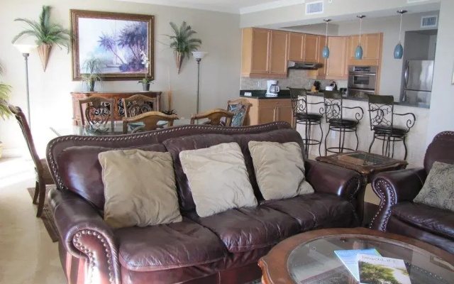 Majestic Sun Condos by Crystal Waters