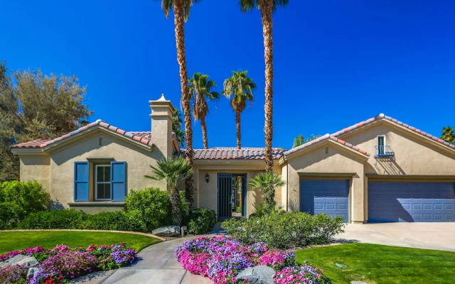 Golf View Drive - 4 Br Home