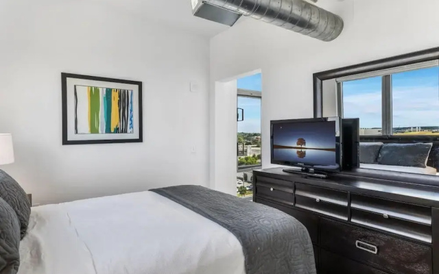 Sunset Boulevard Apartments