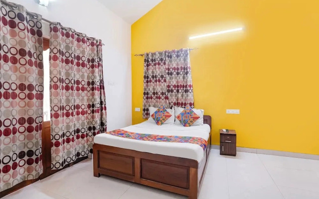 Fabhotel Triple Beach House