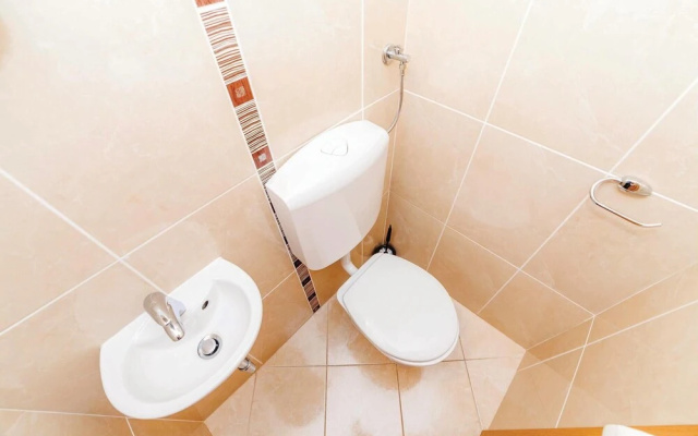 Amazing Home in Jadranovo With Wifi and 3 Bedrooms