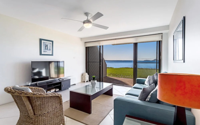 Soldiers Point Road, Harbourside, Unit 02, 07