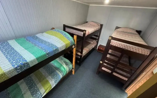 Worlds Hostel